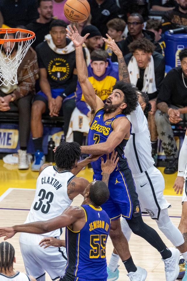 洛杉矶湖人迎NBA总决赛关键赛,赛前外线爆发,气氛紧张,控场能力受关注的简单介绍 洛杉矶湖人迎NBA总决赛关键赛,赛前外线爆发,气氛紧张,控场能力受关注的简单介绍