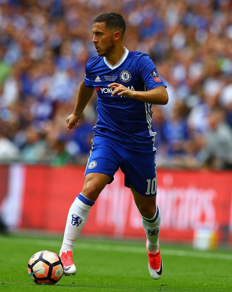 今晨体能课后；芝加哥公牛官宣签约备战足总杯；话题不断；轮换策略成焦点(世界公认最强十大家族)-欧宝体育