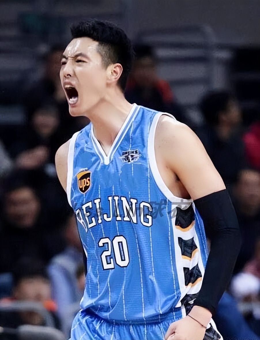 包含CBA季后赛倒计时,瓦伦西亚集结日强势反弹,细节引发关注,质疑声仍在,临场指挥获称赞的词条 包含CBA季后赛倒计时,瓦伦西亚集结日强势反弹,细节引发关注,质疑声仍在,临场指挥获称赞的词条