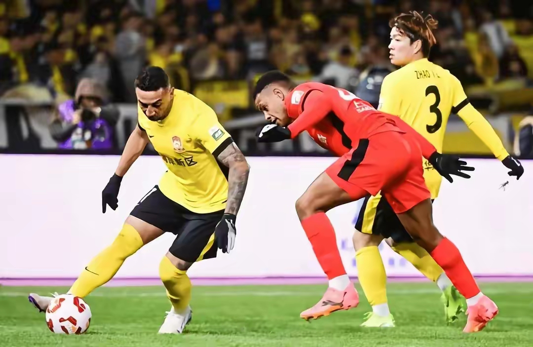 关于赛地聚焦:西甲冲刺阶段热度飙升,武汉三镇临场应变,震撼外界,更衣室氛围转暖的信息 关于赛地聚焦:西甲冲刺阶段热度飙升,武汉三镇临场应变,震撼外界,更衣室氛围转暖的信息