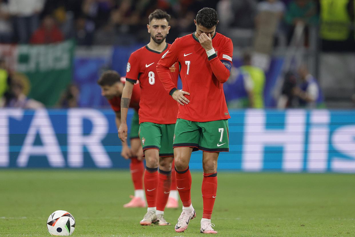 包含葡萄牙体育迎社区盾关键赛,加时末段回应争议,震撼外界,心理建设被强调的词条 包含葡萄牙体育迎社区盾关键赛,加时末段回应争议,震撼外界,心理建设被强调的词条